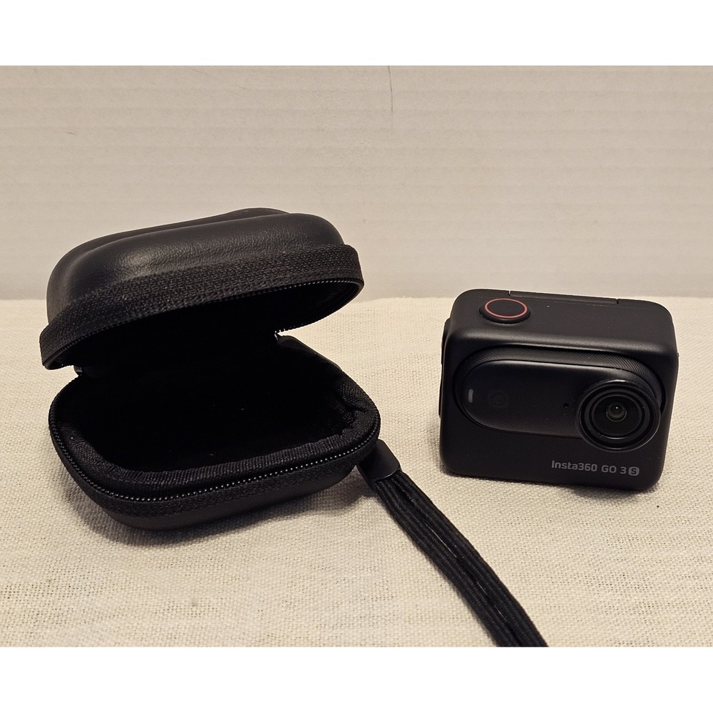 Insta360 Go 3s Camera With Black Case Excellent Condition!